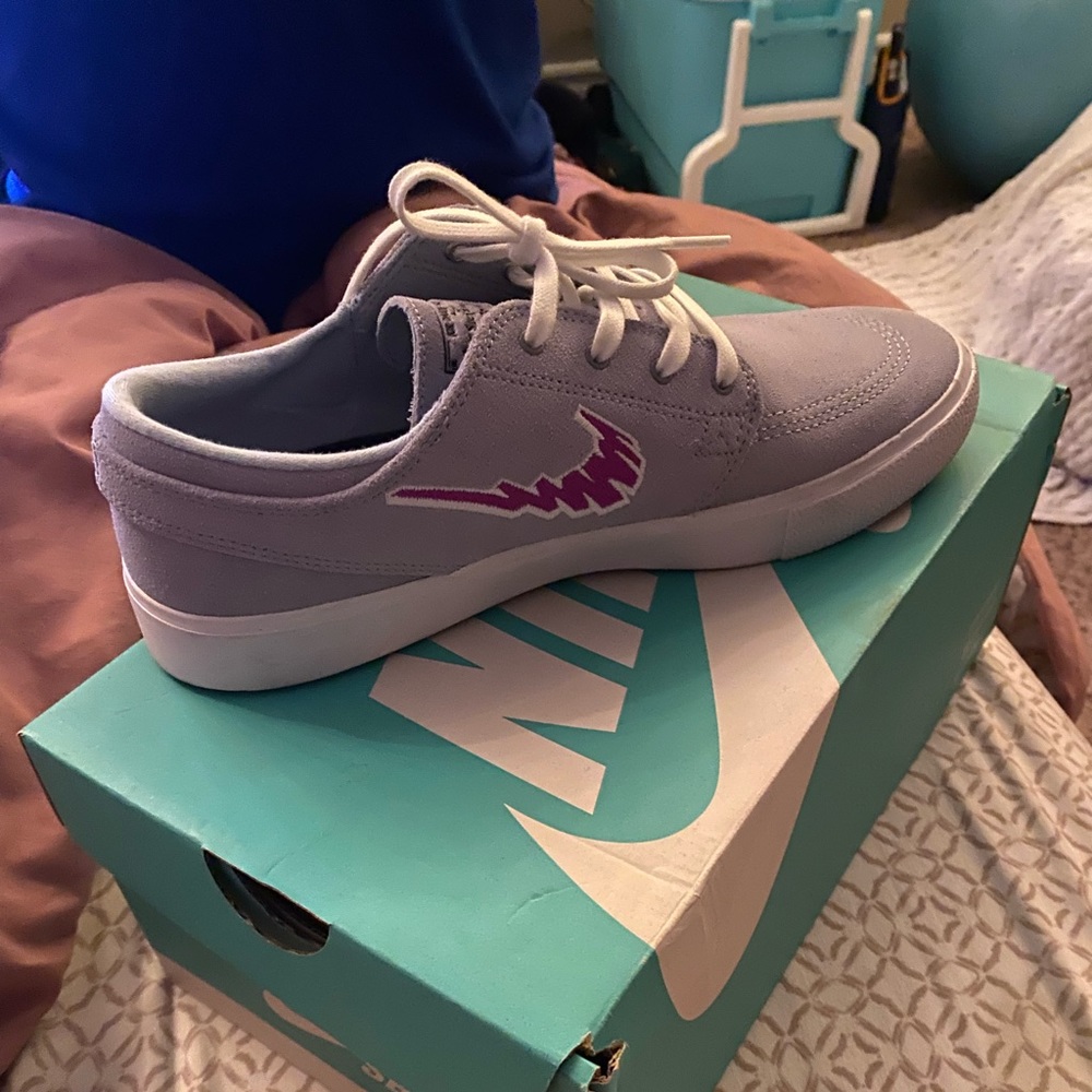 NIKE SB